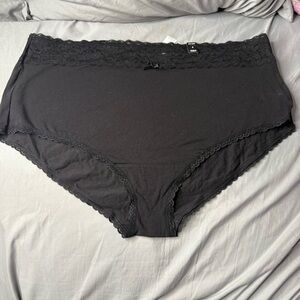 NWT TORRID High Waist Cheeky Pantie Sz4 Black Lace